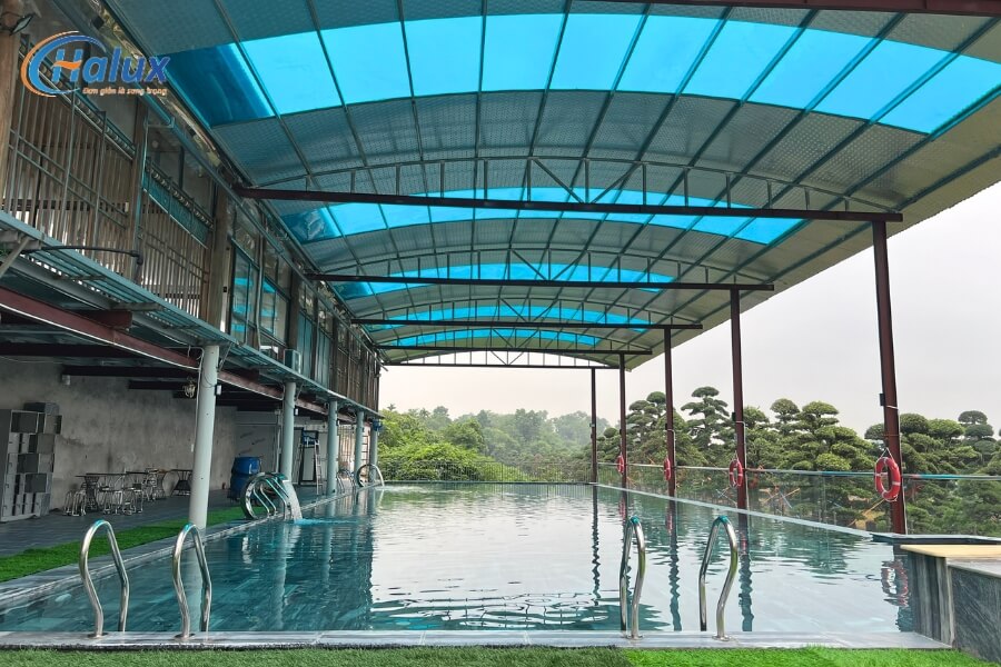 Bể bơi kinh doanh tại Quốc Oai do Halux thi công và hoàn thiện