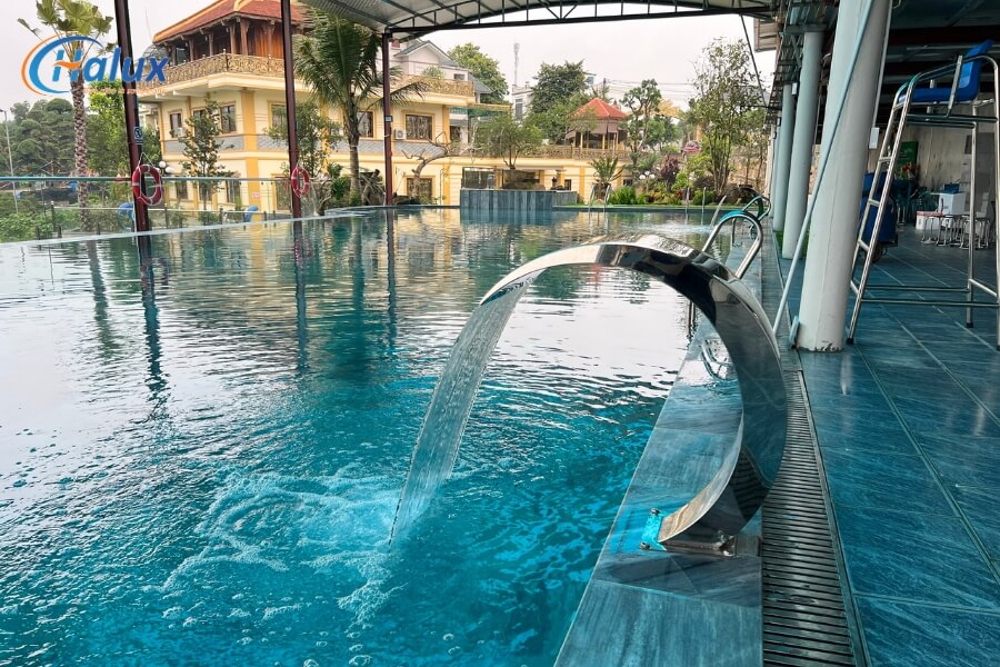 Vòi phun massage phục vụ nhu cầu thư giãn sau khi bơi lội