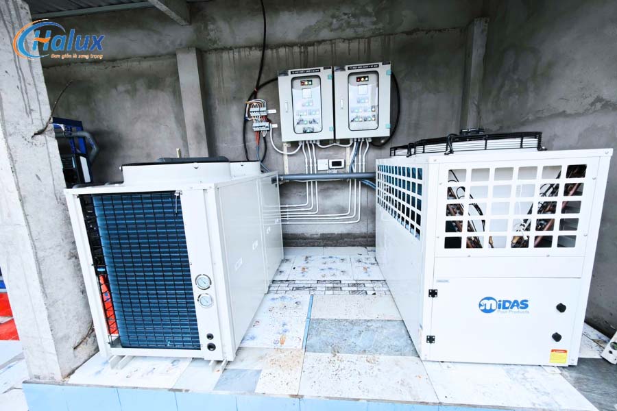 Các thiết bị được lắp đặt ngay ngắn, dễ vận hành